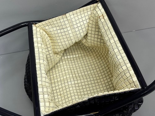 Vintage Navy-Blue Mesh/Sequin Handbag/Purse w/ Plastic Handles RARE & HTF! - Picture 7 of 10