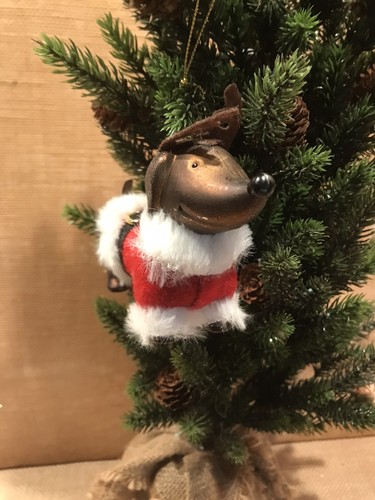 SANTA DACHSHUND ORNAMENT - Picture 2 of 6
