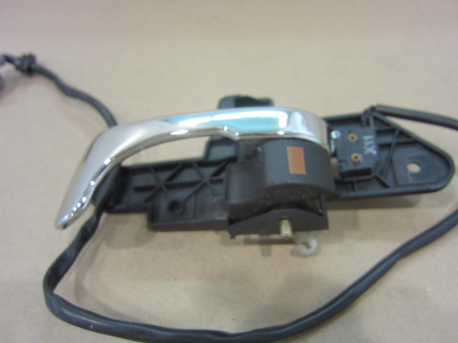 Maserati 4200 - LH Interior Door Handle - Part# 67236900