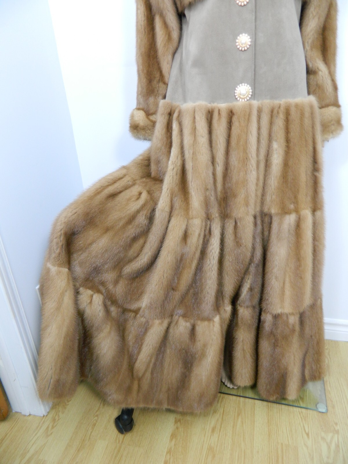 Picture 6 of 9