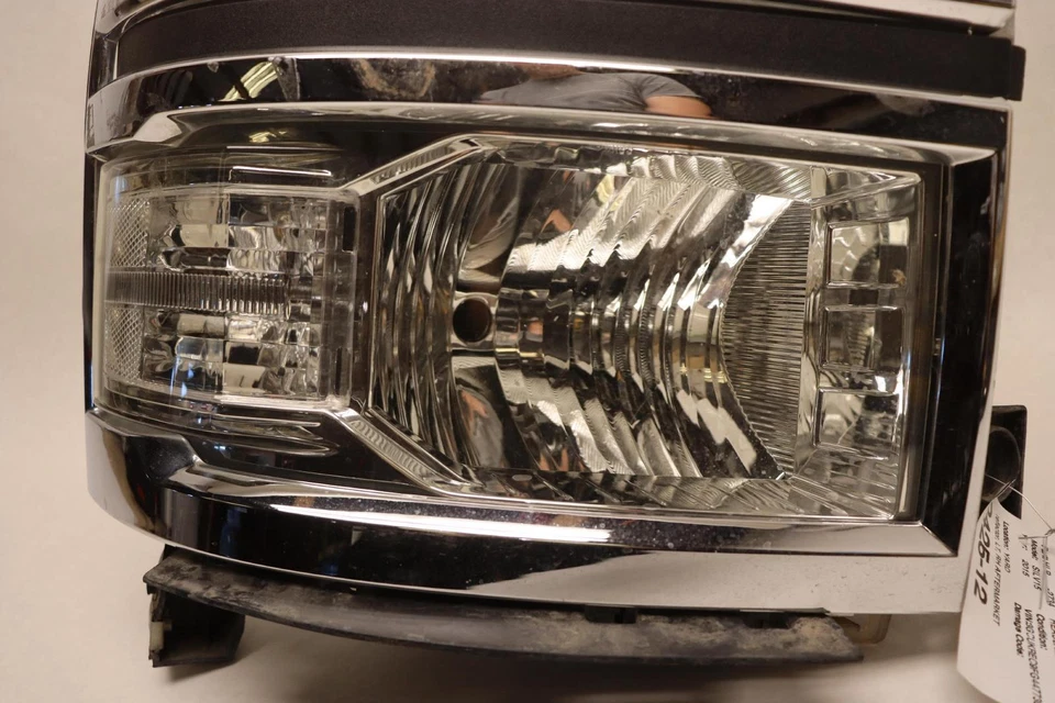 FARO CONDUCTOR IZQUIERDO CHEVY SILVERADO 1500 2014-2015 RECAMBIO Foto 4 de 4