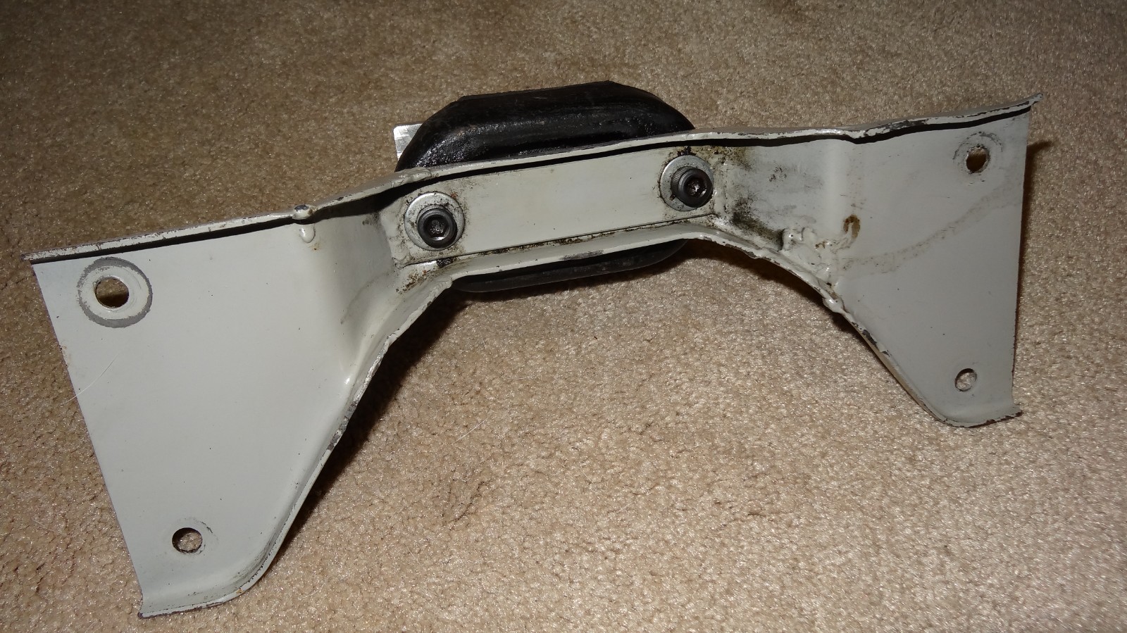 Lotus Elan transmission gearbox crossmember mount S1 S2 S3 S4