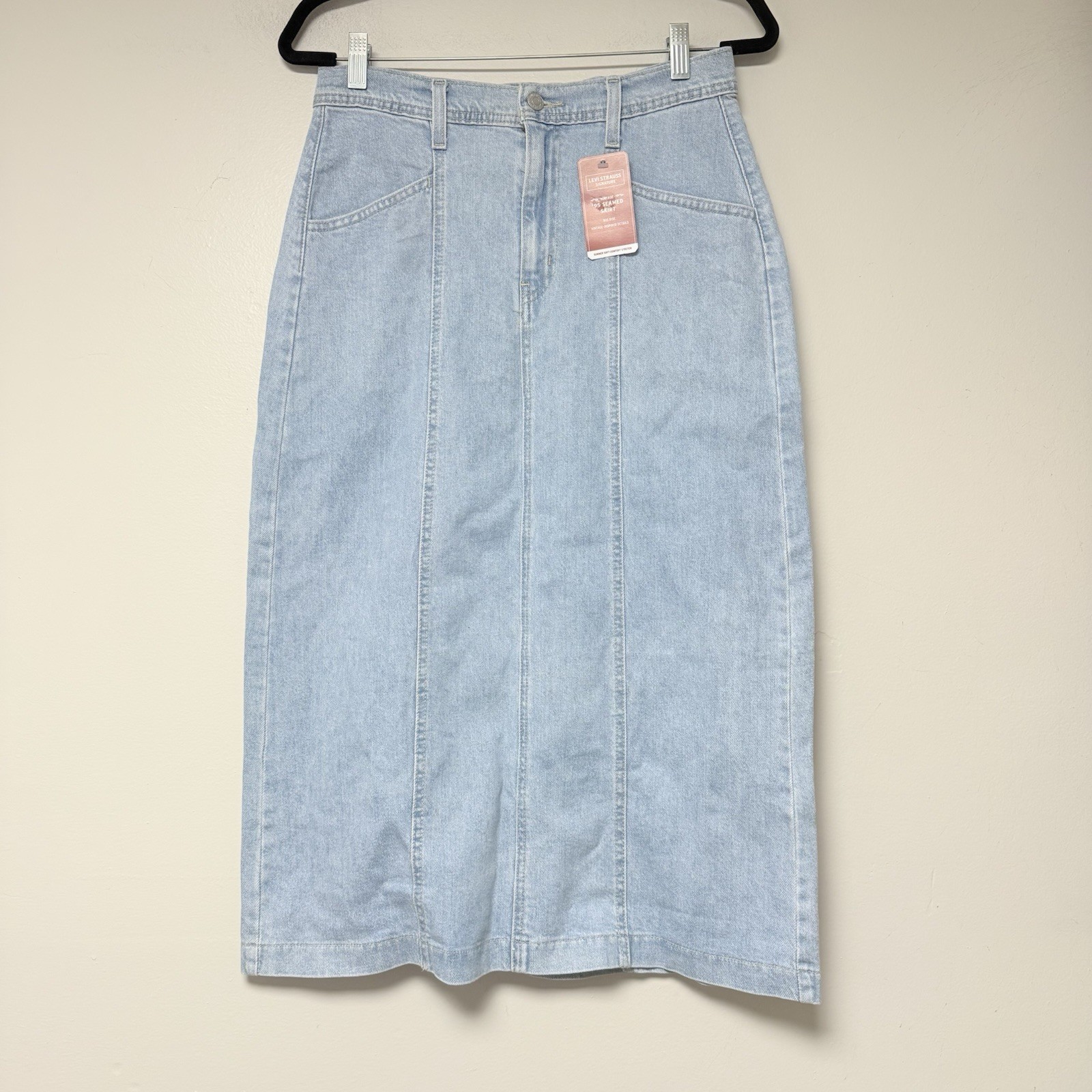 Levi Signature Women’s Long Blue 90’s Seamed  Jean Skirt Size Small