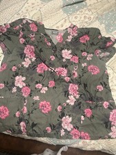 Floral Scrub Top