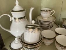Royal Grafton Majestic Green & gold china full dinner & tea service 124 pieces