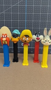 Looney Tunes PEZ Dispenser, Set of 5 (1990s)