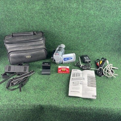JVC Digital Video Camera Mini DV Camcorder GR-D90u WORKS See Pictures