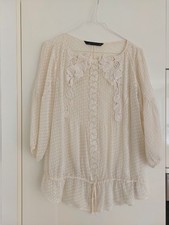 Romantische Seidenbluse von Zara