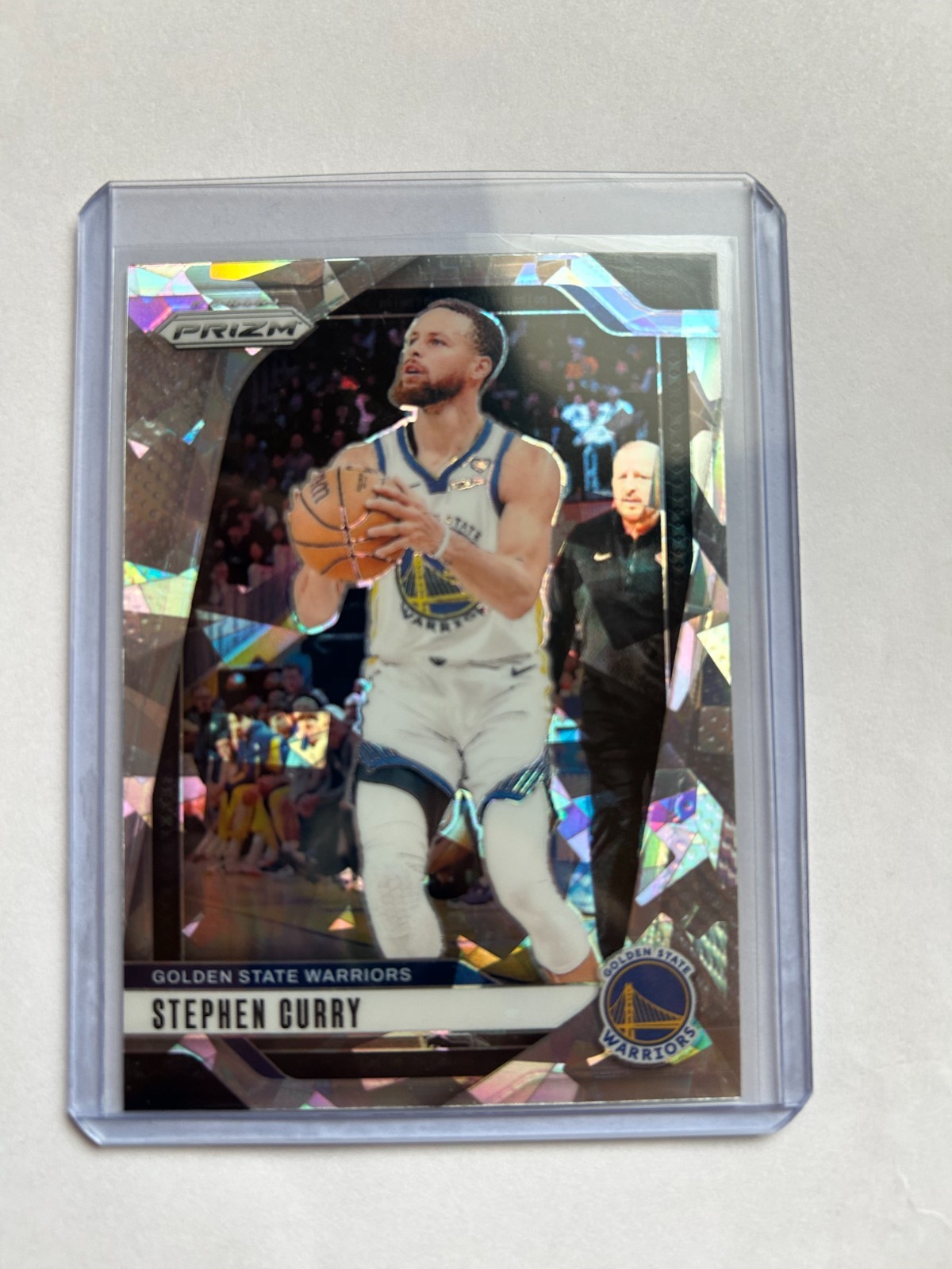 2024-25 Panini Prizm - Stephen Curry #134 Cracked Ice Silver Prizm SP Warriors