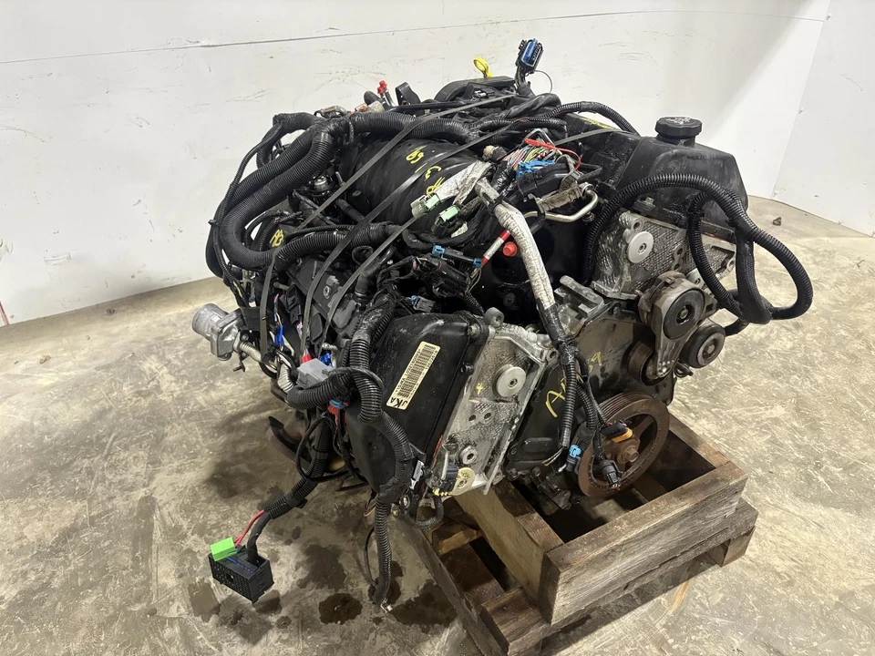 2004-2005 Cadillac Deville 4.6L Gasoline Engine VIN 9 (8th digit) W/166K Miles Foto 2 de 4
