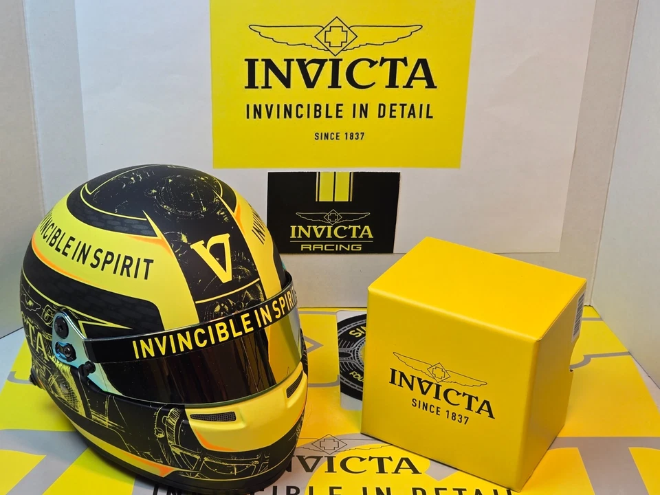 Reloj para mujer Invicta Wildflower I de Invicta - 30 mm, dorado con esfera de nácar Foto 3 de 4