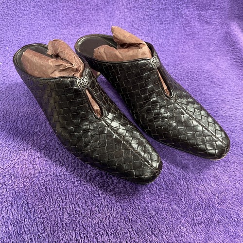 BRIGHTON Tynan Woven Brown Embossed Leather Slip On Mule Heel Shoes Womens Sz 6M