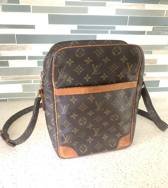 louis vuitton crossbody backpack