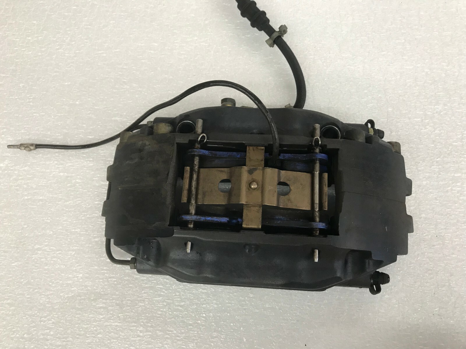 LAMBORGHINI MURCIELAGO FRONT RIGHT PASSENGER RH BRAKE CALIPER OEM 0031009000