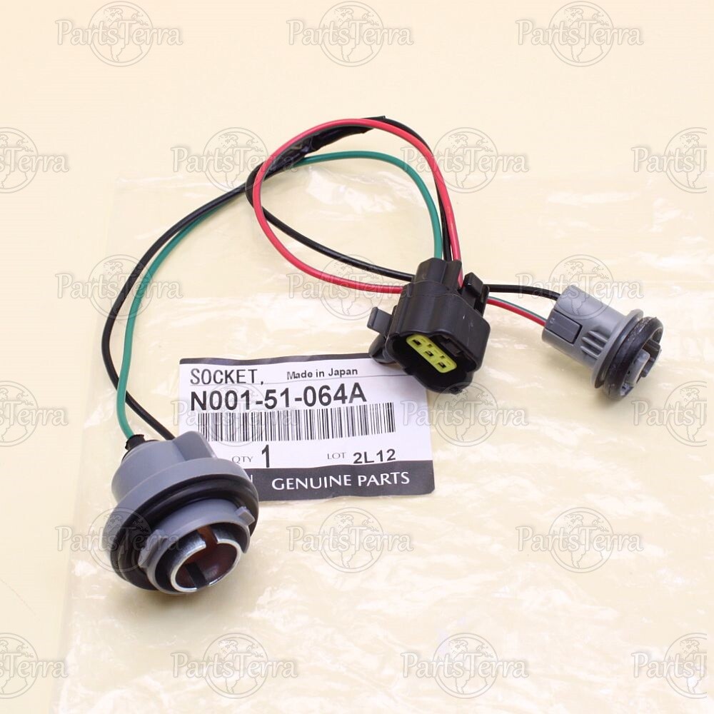 N00151064A Genuine Mazda MX-5 Front Combination Lamp Socket With