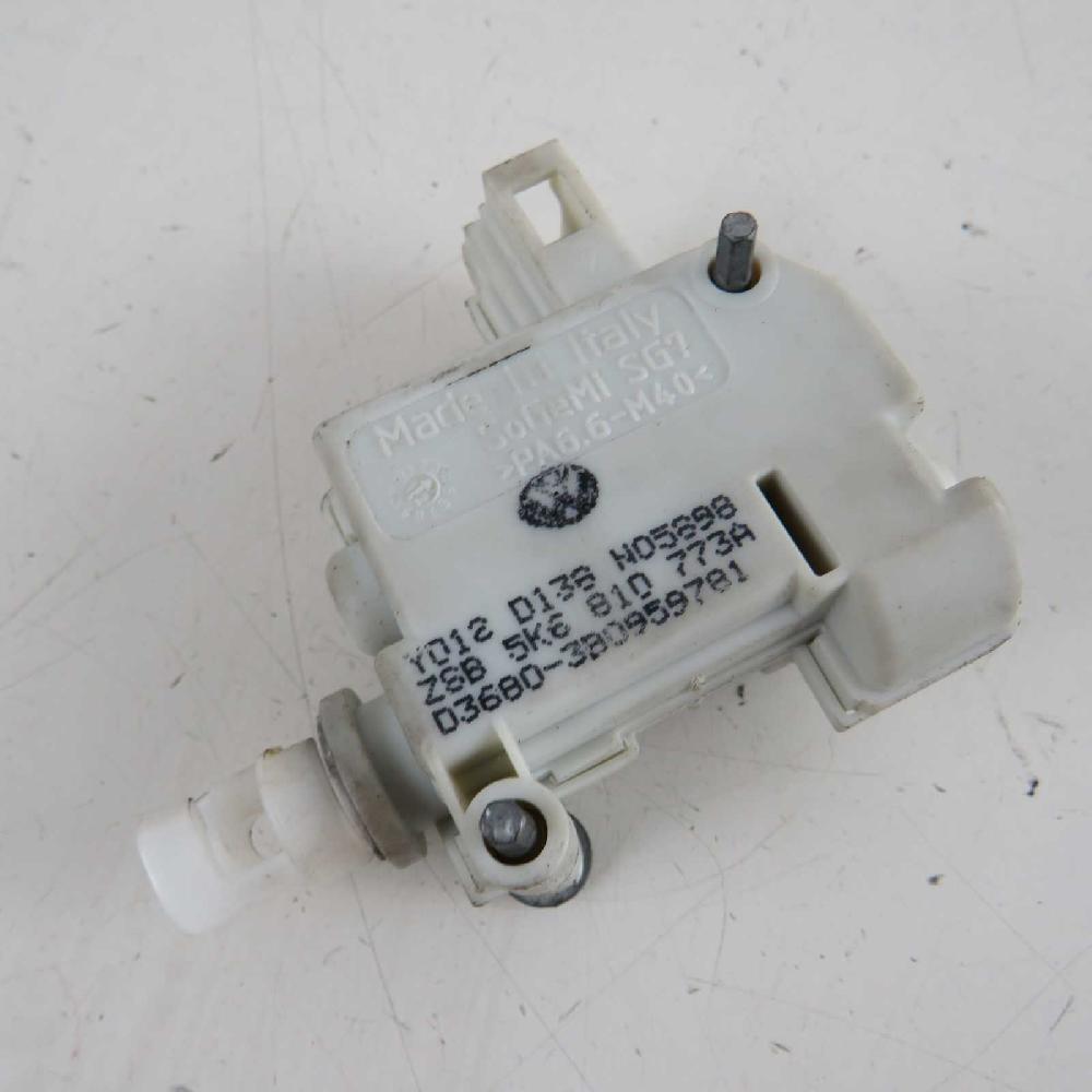 Fuel flap actuator 5K6810773A VOLKSWAGEN GOLF MK6 2008-2012 used (51055)