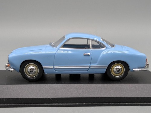 Modellautos 1:43 Minichamps Karmann Ghia Coupe Hellblau in OVP - Imagen 2 de 10