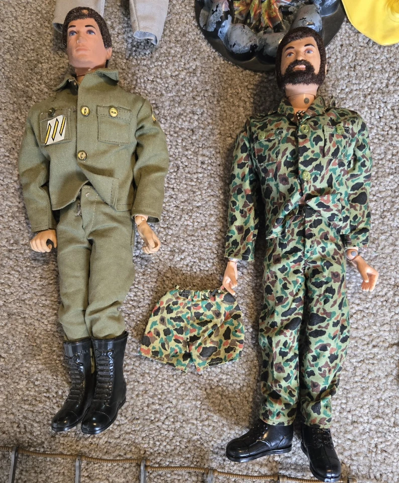 Vtg Lot of 1964 GI JOE Dolls (1-Talking) Wood Box, Accessories, Weapons & More🪖 - Image 2 of 4