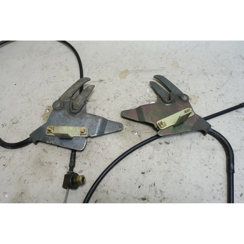 Par de bloqueo de cierre de tapa compartimento superior convertible BMW E30 serie 3 OEM 1987-1993 Foto 3 de 4