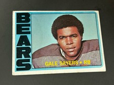 1972 TOPPS FOOTBALL #110 GALE SAYERS VG+ Crease HOF Chicago Bears Kansas