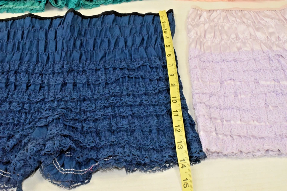 Juego de 4 Bloomers Malco Modos Vintage Encaje con Volantes Años 60 Talla M/L Hecho en EE. UU. Foto 4 de 4