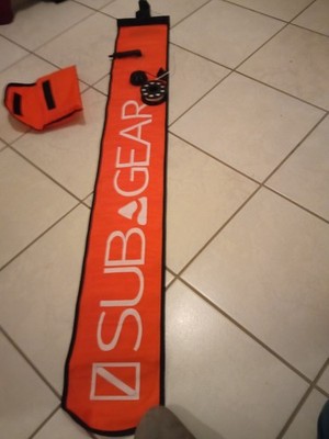 Tauchen Rettungsboje Subgear mit Ventil und Rheel