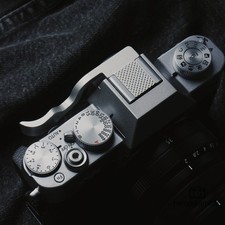 Hot Shoe Thumb Up Grip for Fujifilm X-T30III Camera Support Aluminum Handle New