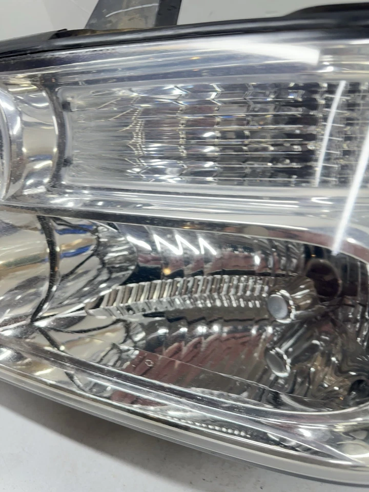 2004-2010 INFINITI QX56 LEFT DRIVER LH SIDE XENON HID HEADLIGHT ASSEMBLY OEM - Image 4 of 4