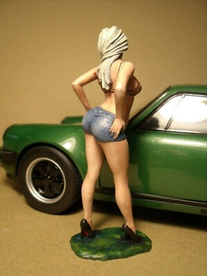 Figurine 1/18 Girl Natacha Vroom Non Peint For Norev Autoart