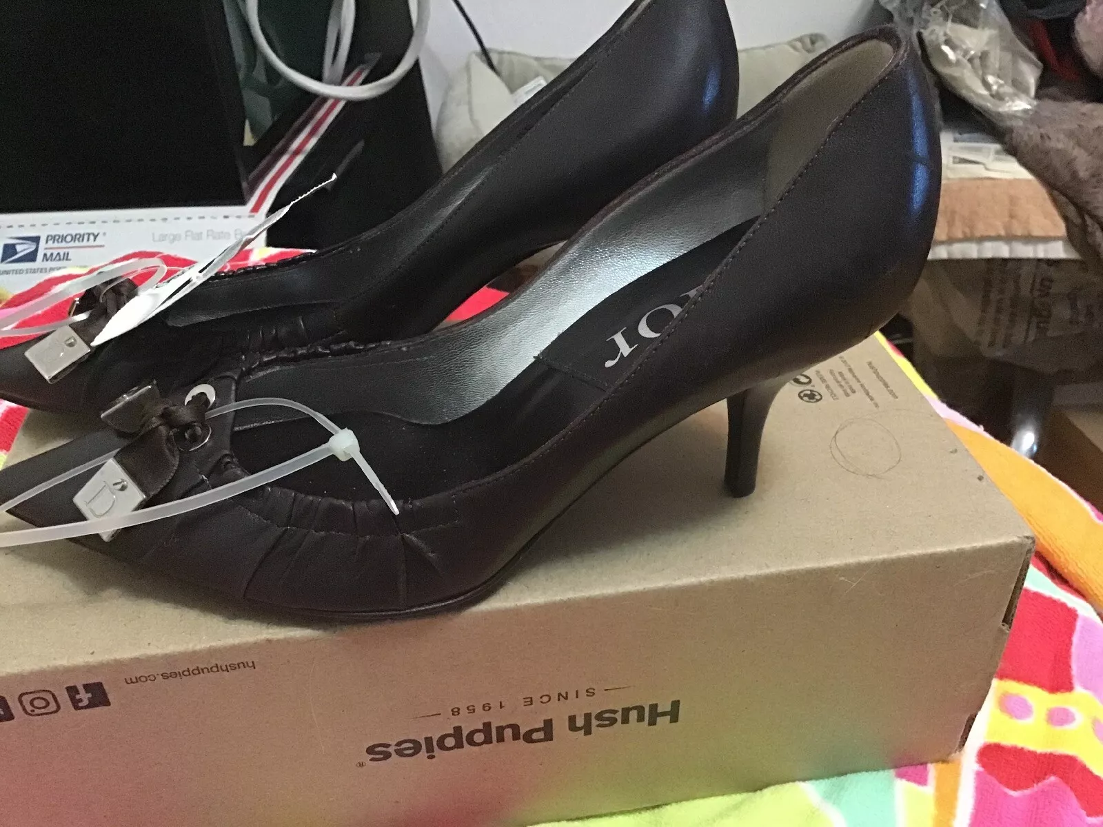 Escarpins en cuir marron naturel Christian Dior taille Euro 35,5