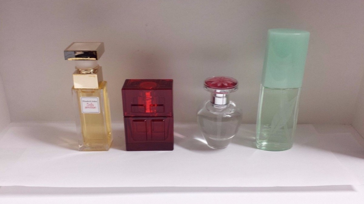 Elizabeth Arden 4 pc Mini set Green Tea,Red Door,Pretty,5 TH Ave