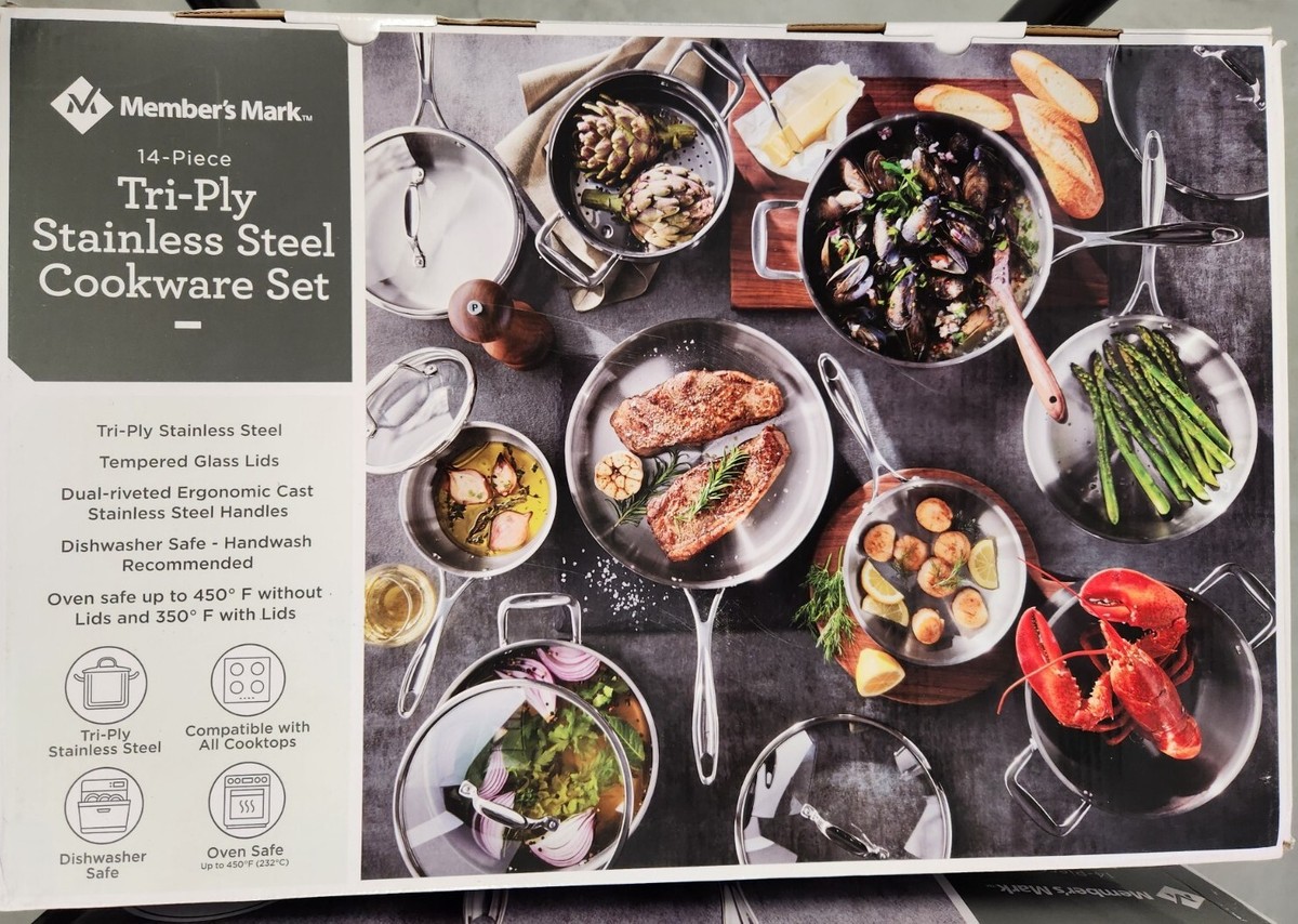 新品未使用 Union Plaza Pan Set Friars Club Brand new, unused Union Plaza Pan Set from the Friars Club.