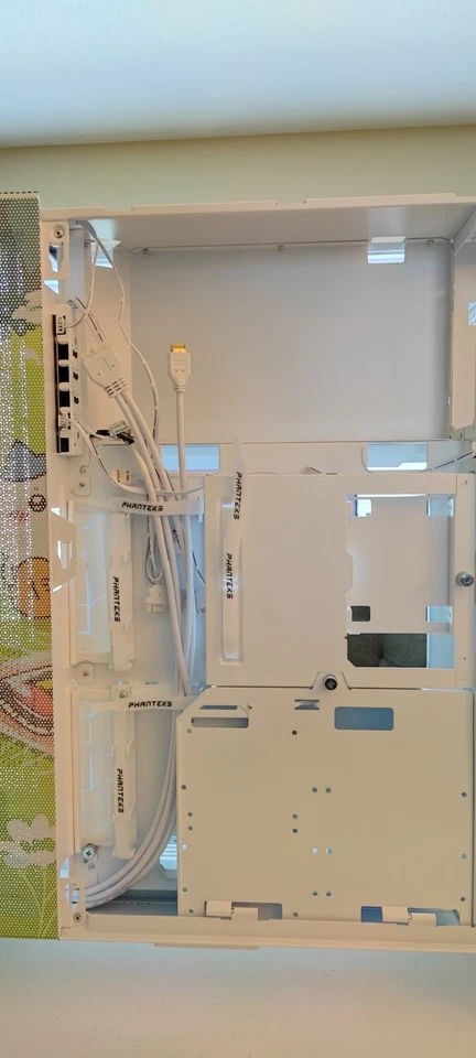 Phanteks Computer Case - NV7 Full Tower Tempered Glass White PH-NV723TG_DMW01 - Image 4 of 4