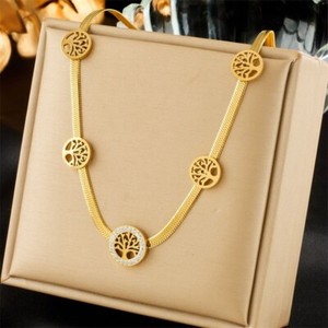 Authentic Woman 18K Gold Plated Life of Tree CZ Round Charm Herrinbone Chain Necklace