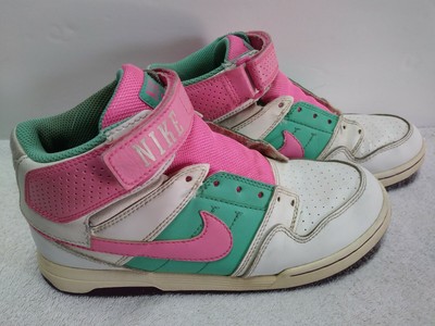 green nike high tops