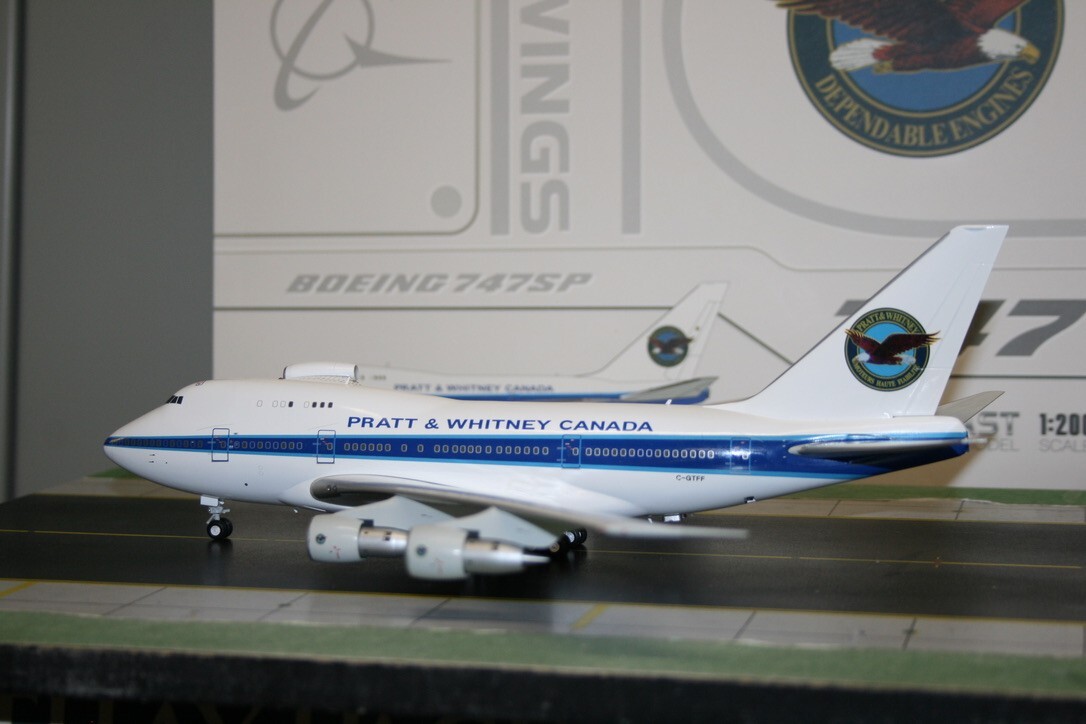 JC Wings 1:200 Pratt and Whitney Boeing 747SP C-GTFF (XX20286