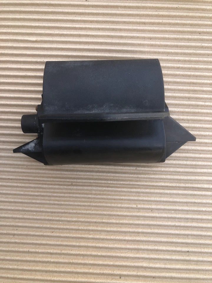 BMW E31, 840ci 850ci 850csi 1970410 Upper Glove Box Cover Holder + Hinge 8108063 Foto 4 de 4