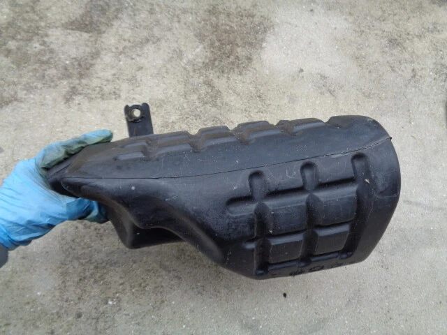 2005 NISSAN QUEST НИЖНИЙ ВОЗДУХООЧИСТИТЕЛЬ ВПУСКНОЙ РЕЗОНАТОР КОРОБКА P #16585-8J001 OEM - Изображение 3 из 4