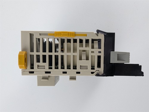 Omron CJ1W-OC211 (CJ1WOC211) Output Module Free Ship - Foto 5 di 6