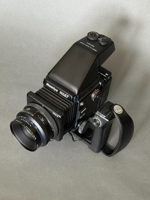 [EUC] Mamiya RZ67 Pro II Camera Kit w/ 4 backs, 110mm + 180mm, AE prism, & grip