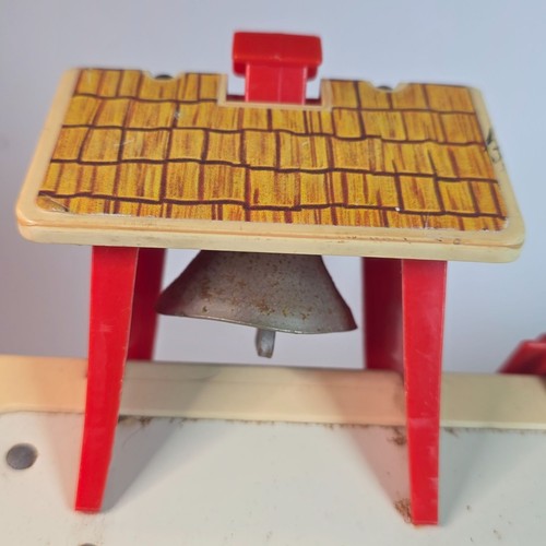 Vintage Fisher-Price Play Family Schulhaus 923 Spielzeug mit Glocke - Bild 9 von 19
