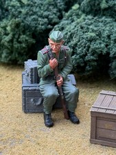 1/30 RETIRED COLLECTORS SHOWCASE CS00877 German WW II HEER RIDER W/Orig. Box