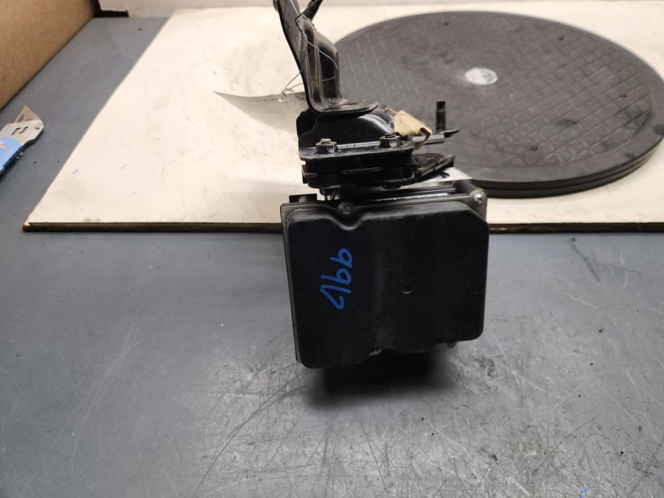 Conjunto de pieza de freno antibloqueo bomba ABS base cupé se adapta a 15-20 370Z 765812 Foto 2 de 4