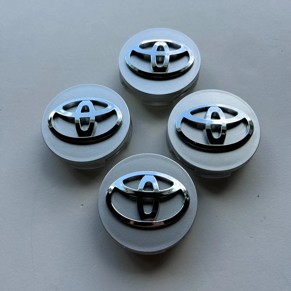 4x Tapas centrales de rueda cromadas plateadas 62 mm para Toyota Camry Avalon RAV4 Prius V Foto 4 de 4