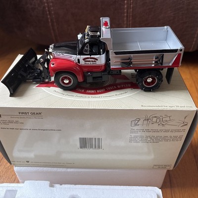 FIRST GEAR 1960 B-Model Mack Short  Dump Truck W/ Plow  1:34 Scale Benson Bros.