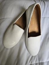Dream Pairs Womens White Loafers Minimalist Comfort Preppy Cottagecore Sz 9 New