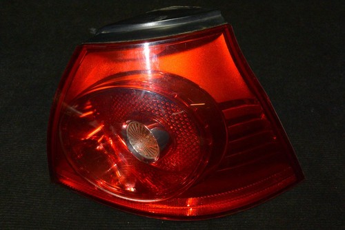 VW Golf MK5 Rücklicht hinten 4VFX-13404-AA 2004