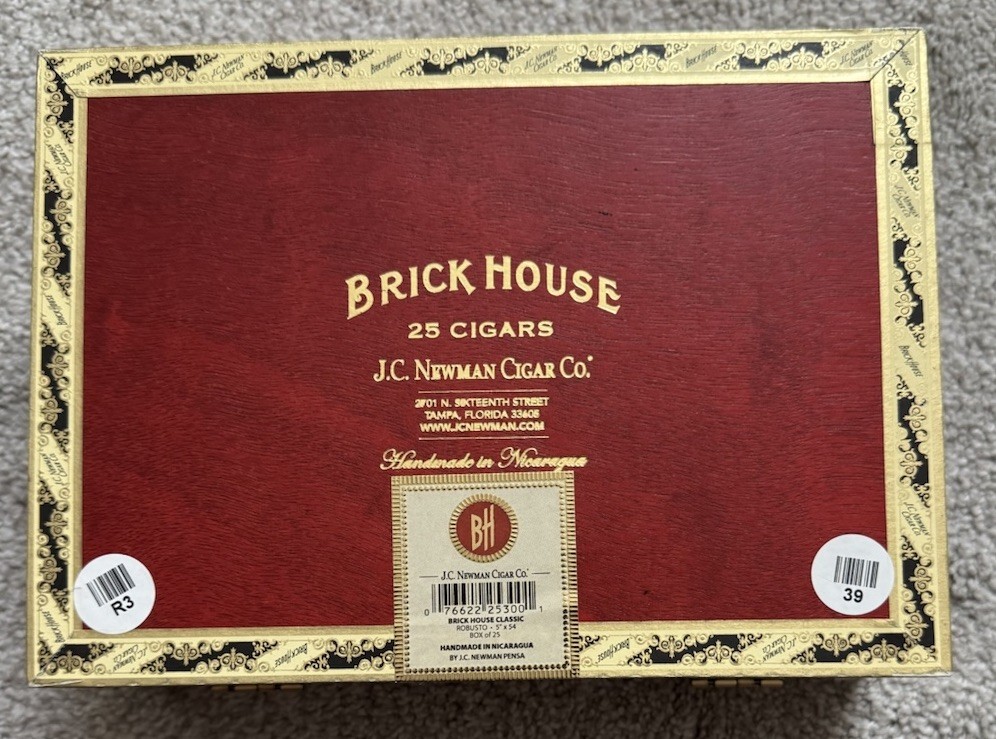 Brick House RED RobustoWooden Cigar Box Metal Clasp8.5"x 6.2"x 3" JC Newman