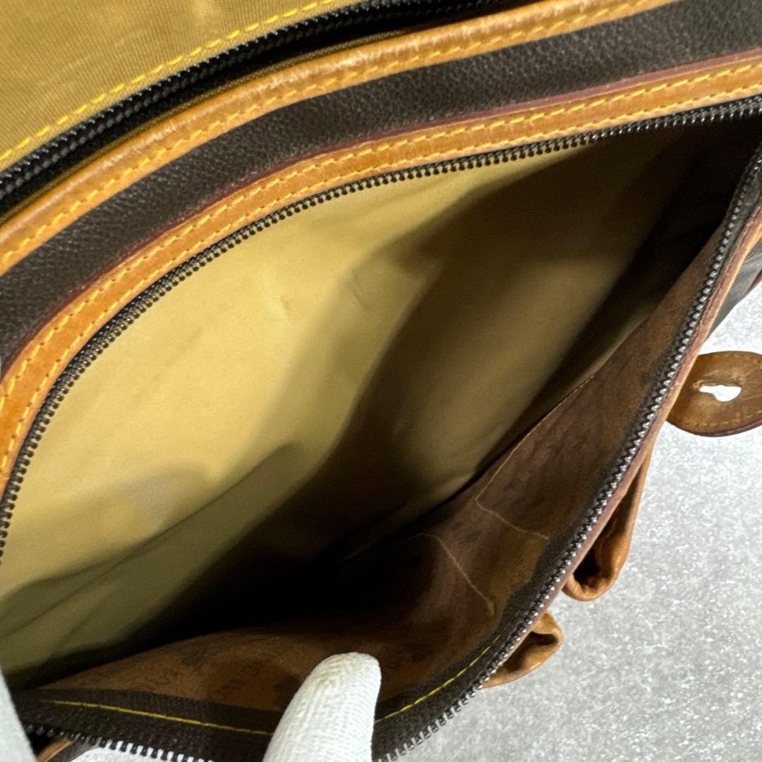 HUNTING WORLD Leather PVC Messenger Shoulder Bag Authentic | eBay
