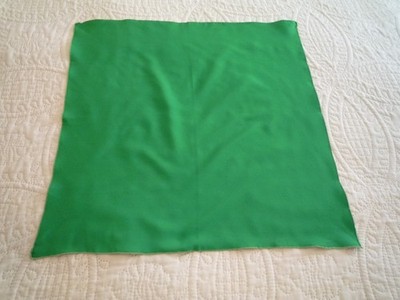 Vintage 1970's Kelly Green 21'' Square Scarf Solid Color